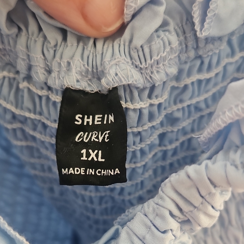 🪼SHEIN Curve Light Off-Shoulder Maxi Dress🪼 - Picture 2 of 3